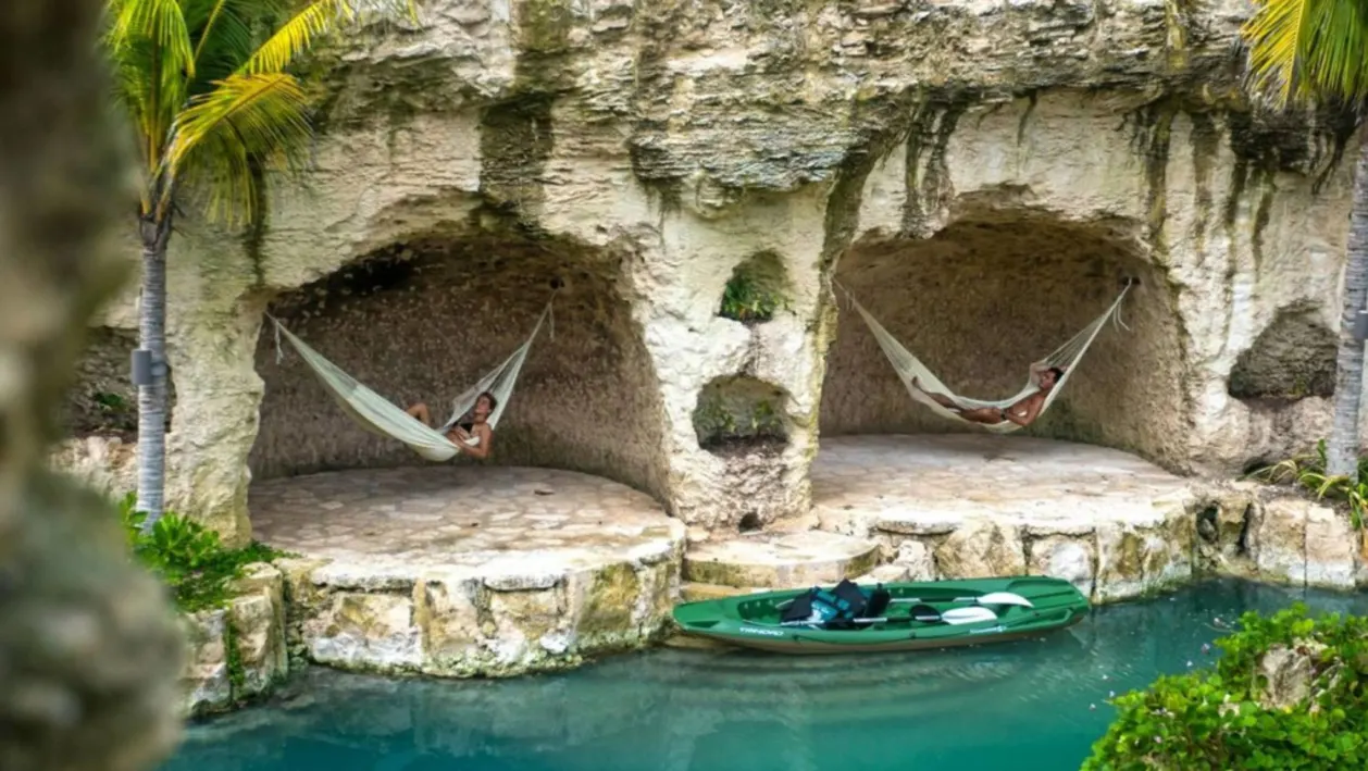 hotel xcaret pool all-inclusive resort mexico